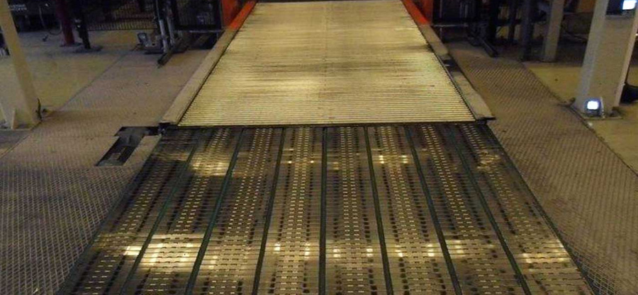 MSK Pallet plate belt conveyors are stationary pallet conveyor systems for almost all applications, pallet formats and pallet handling

